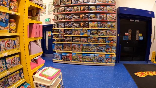 BACK TO SMYTHS OR SMITHS LOL THE UK's BIGGEST TOY SHOP CHAIN!!!! смотреть онлайн