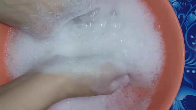 ASMR soap with lilac scent.мылю мыло с ароматом сирени. смотреть онлайн