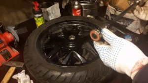 Замена подшипника переднего колеса.