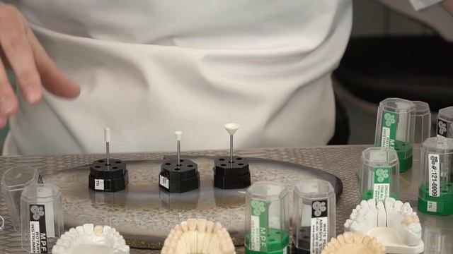 [1] Вращающиеся инструменты | Камни MPF | Работа по каркасу ZrO2