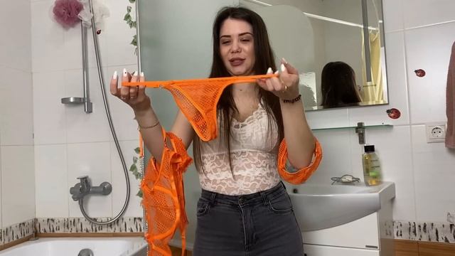 Undergarment Try-On and Wet vs Dry Showcase - Review of Transformation! смотреть онлайн