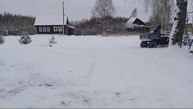 мотогрузовичёк по снегу. смотреть онлайн