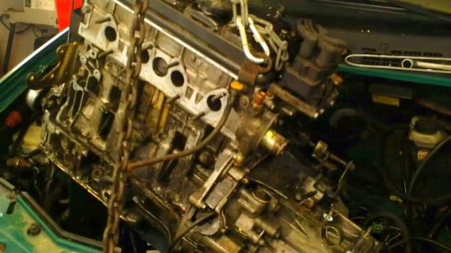 Motor Blok Vervangen Peugeot Partner 14i +Distibutiesnaar vervangen смотреть онлайн