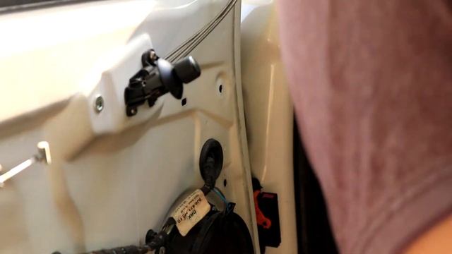 Как снять дверь шкода фабиа 2 / Как снять зеркало #skoda #fabia #auto #semenovhunter смотреть онлайн