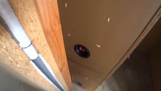 Купили небольшой склад. Неожиданные находки отбили юнит. Аукцион контейнеров в США. смотреть онлайн