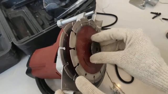 Штроборез RED VERG RD-WG40 смотреть онлайн