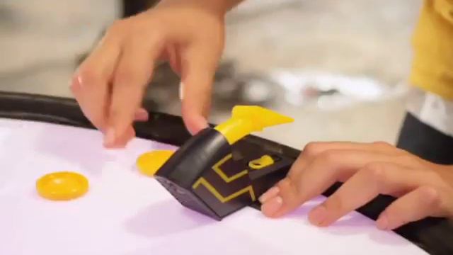 Собери Четыре Точно В Цель от Хасбро Hasbro 98791 смотреть онлайн