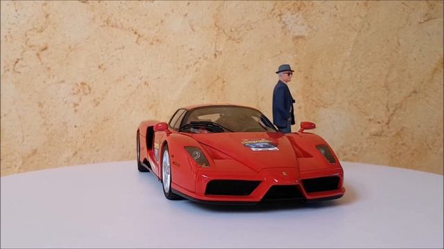 Ferrari Enzo 60th Relay 2007 (BBR Models) 1/18 смотреть онлайн