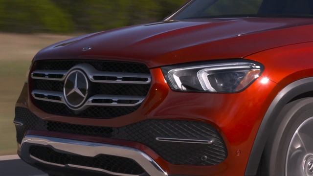 Mercedes-Benz GLE, todos los detalles de la nueva generación смотреть онлайн