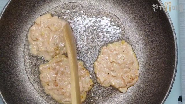 바삭한 김치전 만들기 :: 윤식당2 참치김치전 ::  간단한끼 :: Kimchi  Pancake Recipe