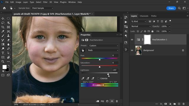 Photoshop Trick: Remove Red Patches Easily in Photoshop! Skin Color Matching Tips смотреть онлайн