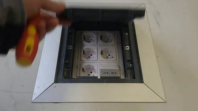 Электромонтажные работы в Киеве,электромонтаж под ключ,электрик,Киев,(044)227-66-28 смотреть онлайн