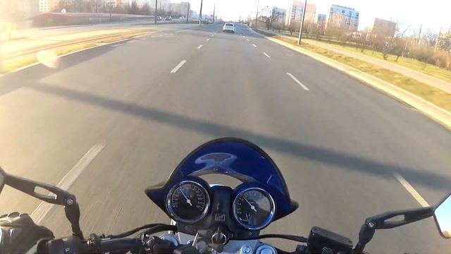 Pajac na Hornecie opowie Ci o MotoŚwiecie Honda CB 900 Hornet! смотреть онлайн