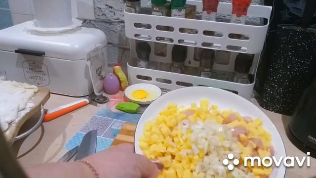 Курнички???Слоёные пирожки из курицы с картофелем. смотреть онлайн