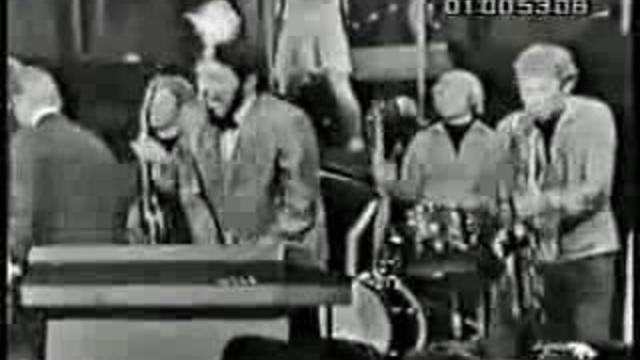 sam the sham and the pharaohs 'wooly bully' смотреть онлайн