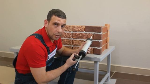 ЗАТИРКА ШВОВ КИРПИЧА, ПЛИТКИ, ДЕКОРАТИВНОГО КАМНЯ. Секреты и советы от профессионалов. смотреть онлайн