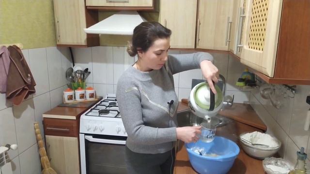 Поїздка до мами. Пиріжки з капустою і сиром. смотреть онлайн