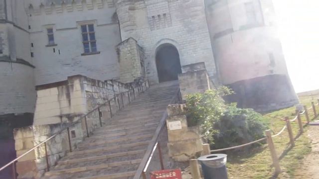 СОМЮР. ПРОГУЛКА ПО СРЕДНЕВЕКОВОМУ ГОРОДУ НА РЕКЕ ЛУАРЕ смотреть онлайн