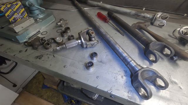 Building A Front Skid / Dana 30 Spider Gear Replacement / Jeep XJ смотреть онлайн