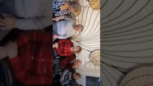 Парк Кузьминки танцы и песни под гармонь 27.10.2019 смотреть онлайн
