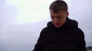 ПУСЮ УРОНИЛИ В ОЗЕРО ЗА ПРЕДАТЕЛЬСТВО!