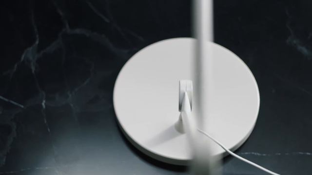 Fritz Hansen AQ01 Desk Lamp, designed by Anne Qvist | Design Details смотреть онлайн