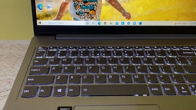 How To Turn On / Turn Off Keyboard Backlight On Lenovo Ideapad Slim 3 Laptop 2023 (Easy) смотреть онлайн