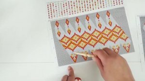 Как вязать по схемам пасхальные яйца крючком из бисера