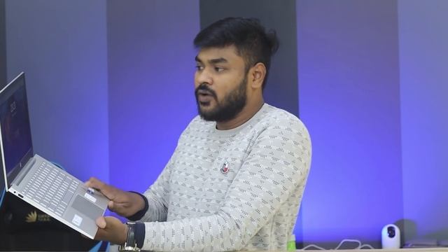 HP Pavilion 14 ( Intel i5-11th Gen ) Laptop Unboxing смотреть онлайн