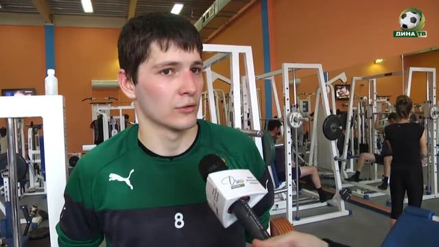 Ян Кузенок: С Ниязовым будем играть пожёстче смотреть онлайн