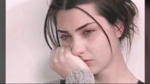 ,,Не  уходи"песня рвёт душу.