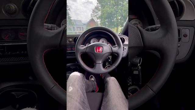 2002 Honda Integra DC5 Type R смотреть онлайн