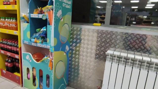 зашла в пятёрочку,акций мало..?♀️ смотреть онлайн