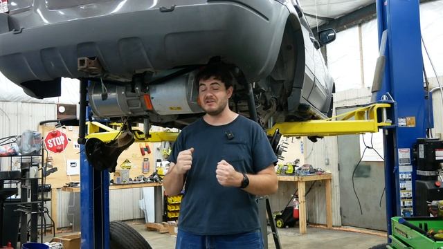 The Axles and Diffs Are In! | 900hp Electric Escape Project смотреть онлайн