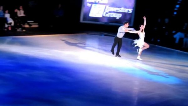 Tessa Virtue & Scott Moir perform @ Stars on Ice in Vancouver (Rogers Arena)