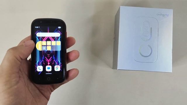 Unihertz Jelly Star Smart Mini Led Phone Quick Hands On. смотреть онлайн