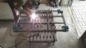 Грузовой лифт на основе тельфера