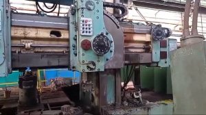 Станок токарно-карусельный 1532Т в работе.