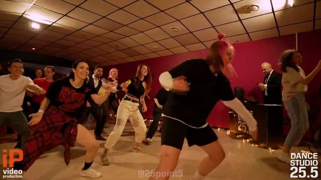 Hip Hop animation by Anastasia Rodionova || Dance Studio 25.5 смотреть онлайн