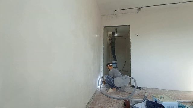 шлифовать шлифовальные машинкой