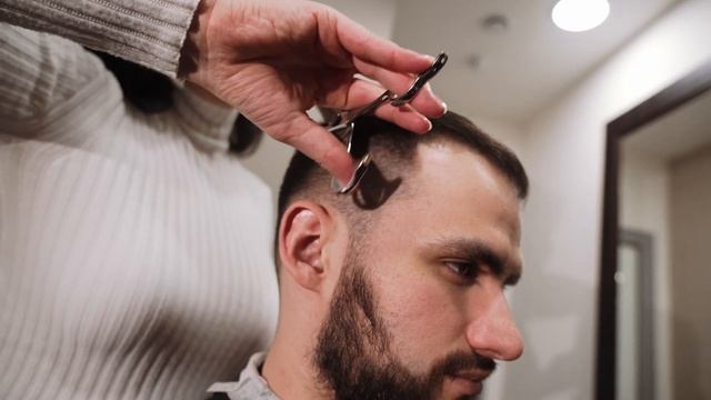Стрижка для делового мужчины и оформление бороды!