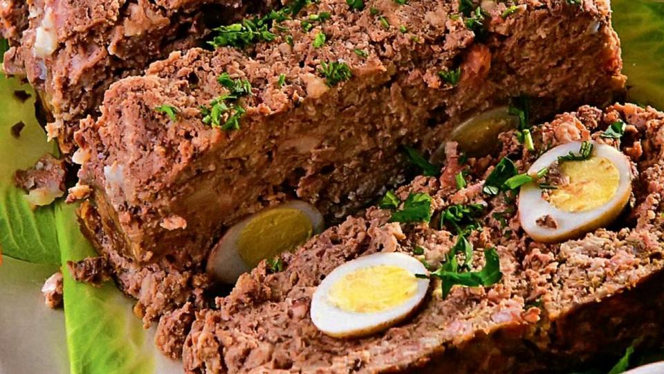 Пасхальный паштет из куриной печенки. Сытная закуска смотреть онлайн