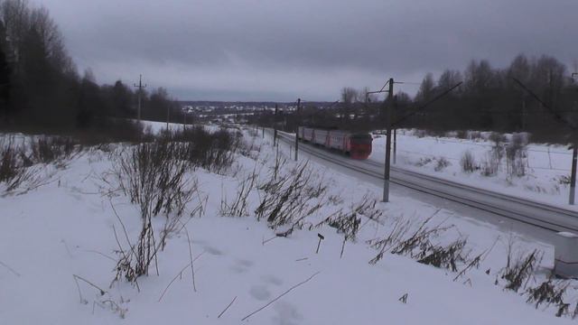 Электропоезд ЭД4М-0013 перегон Пост 161 км - Уваровка смотреть онлайн