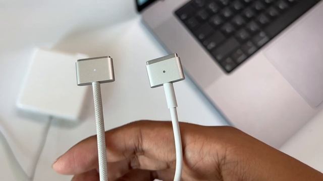 Comparison of Apple MagSafe 3 & MagSafe 2 Cable смотреть онлайн