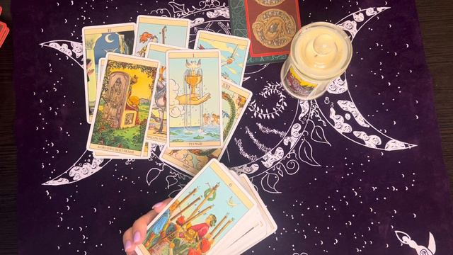 Его следующий шаг в отношении Вас 💜 #таро #карты #чувства_таро #тарорасклад