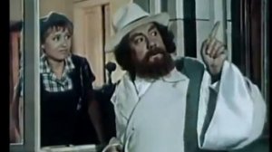 Королева бензоколонки.  Батюшка (Александр Хвыля).