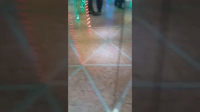 Паника и страх.Зеркальный лабиринт. смотреть онлайн