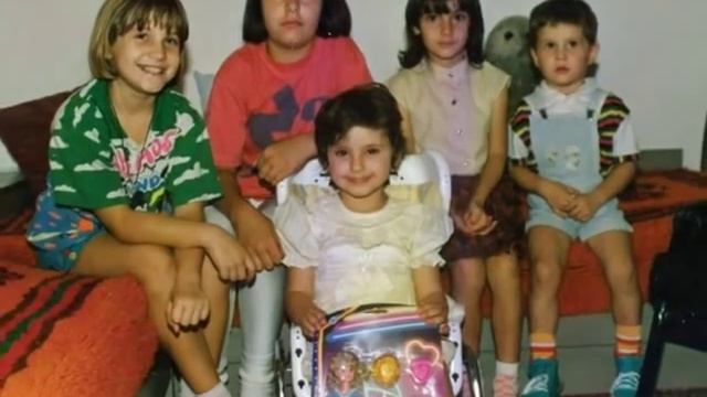 Cvetelina Yaneva kato malka - Neda hodi 2002 смотреть онлайн