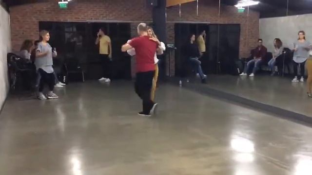 Kizomba dance - Natingue, quem vai doar um coracao смотреть онлайн