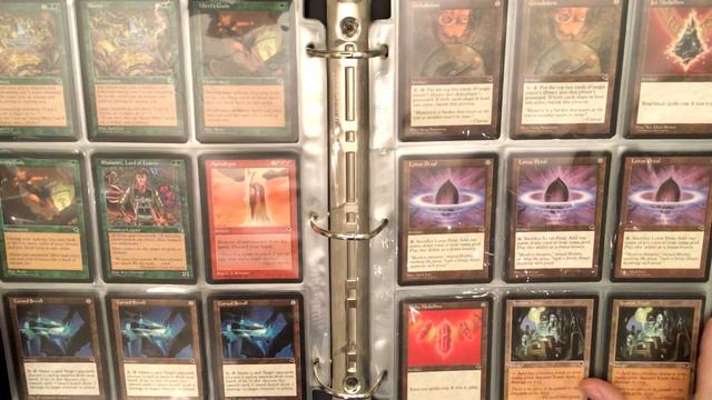 Found old binder of Magic Cards leftover after my great MTG sale of 2002! смотреть онлайн